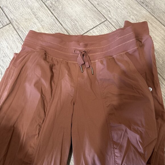 Lululemon Dance Studio Jogger Full Length Mid Rises Rust Brown Lined Size M 8 - Picture 7 of 7